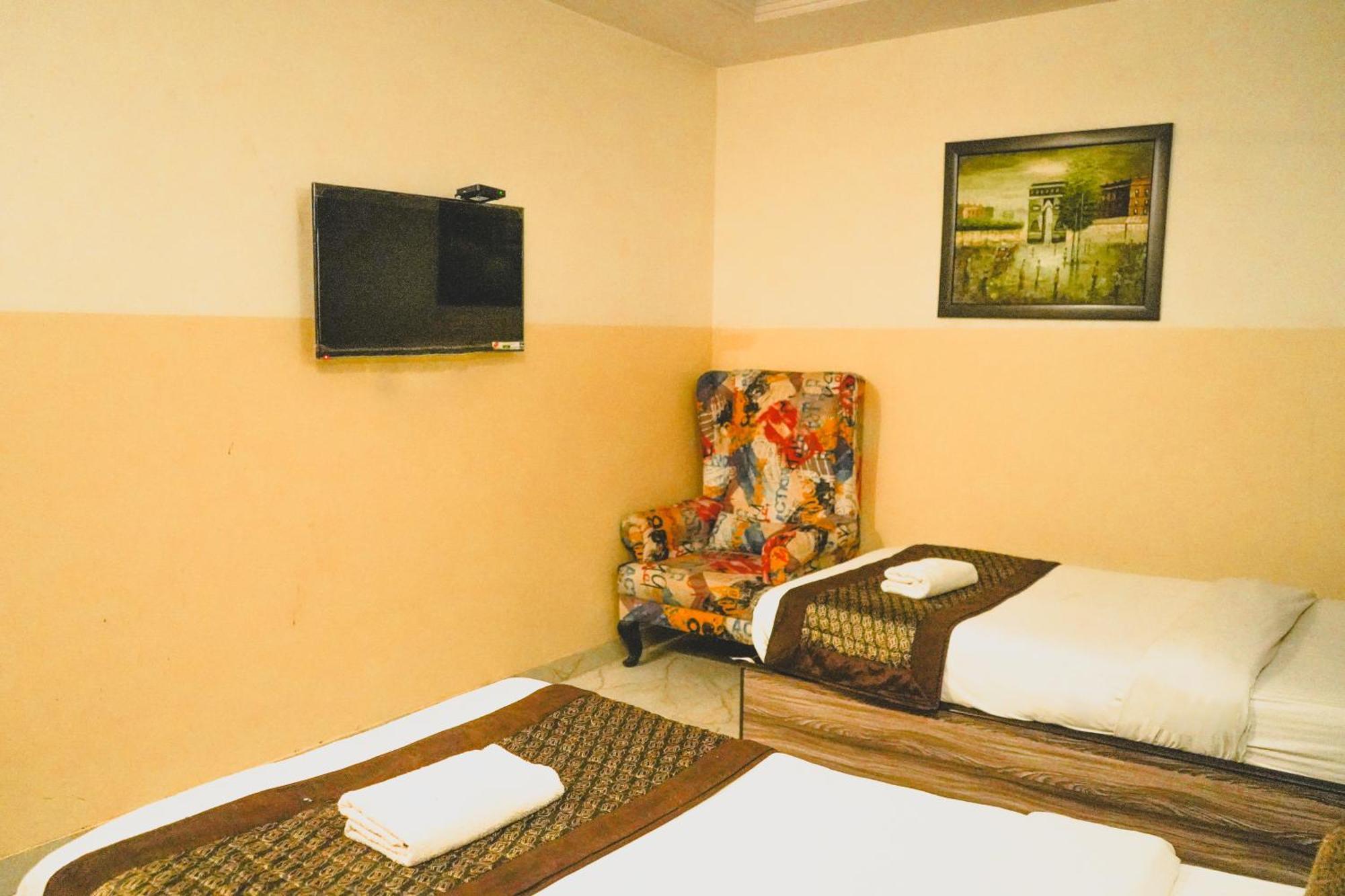 In Ramesh Nagar - Sukoon 4* New Delhi